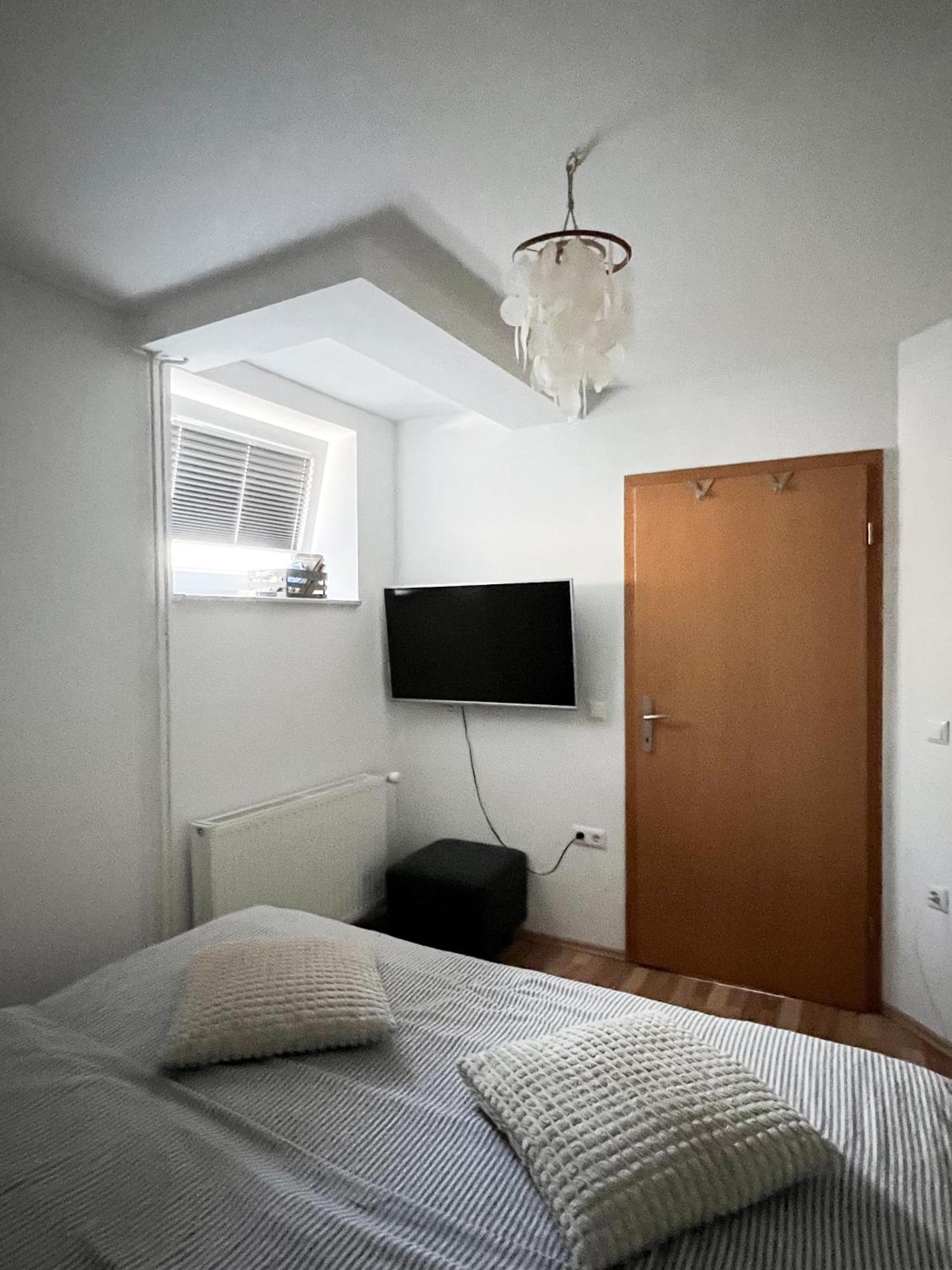 Lovely Basement Rental 블레드 외부 사진